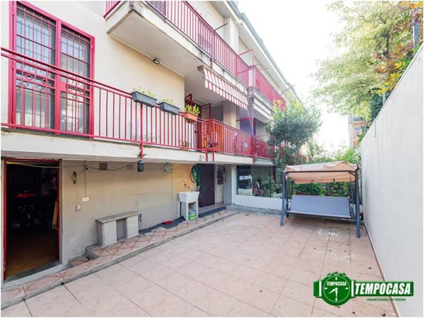 casa indipendente in vendita a Carugate