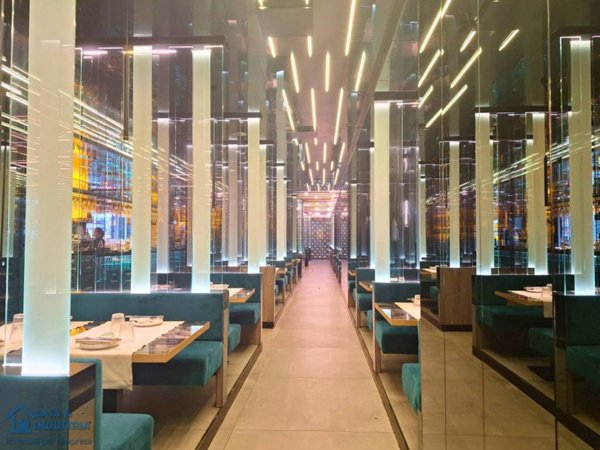 negozio in vendita a Carugate