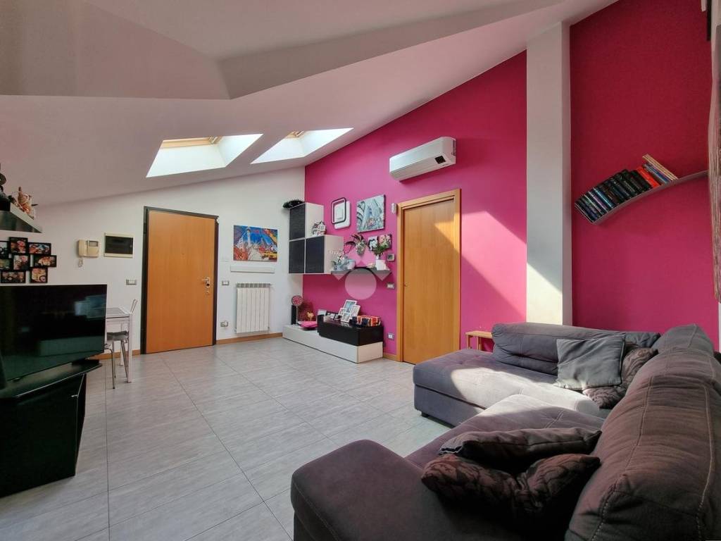 appartamento in vendita a Carugate