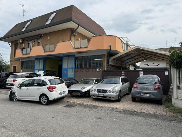 appartamento in vendita a Carugate