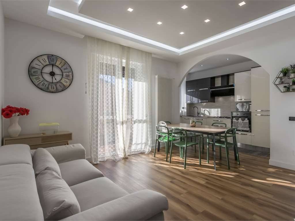 appartamento in vendita a Carugate