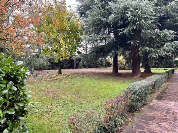 appartamento in vendita a Carugate