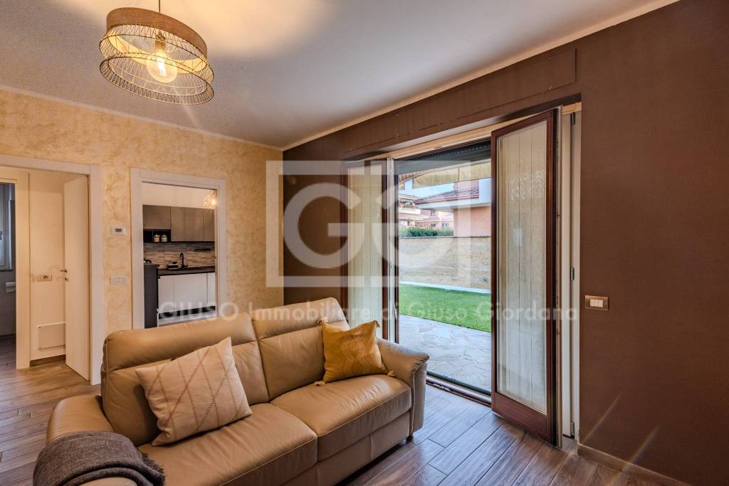 appartamento in vendita a Carugate