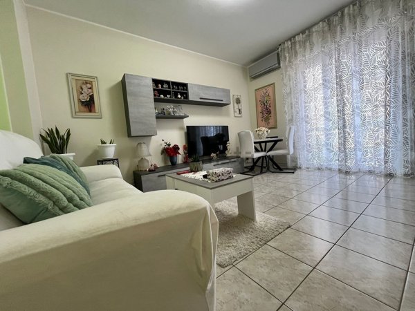 appartamento in vendita a Carugate