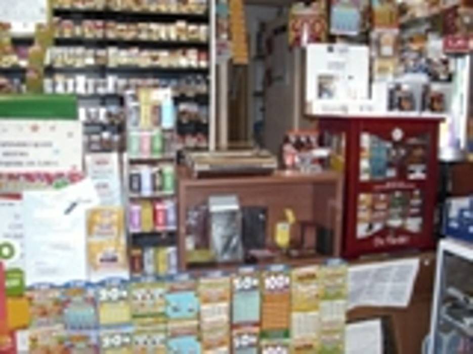 negozio in vendita a Carugate