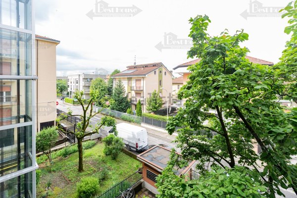 appartamento in vendita a Carugate