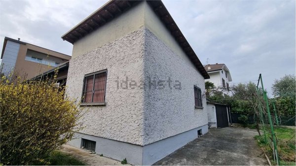 casa indipendente in vendita a Carugate