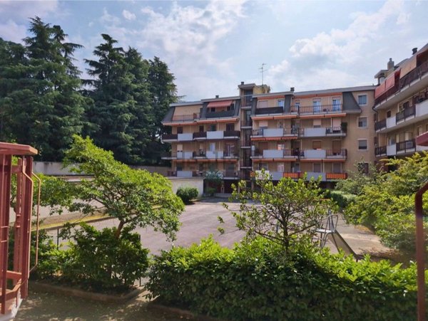appartamento in vendita a Carugate