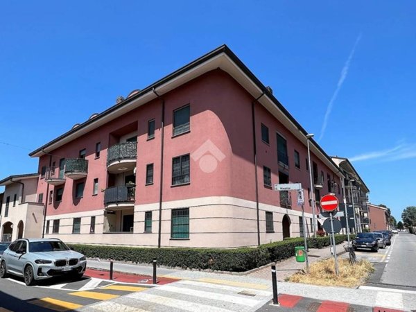appartamento in vendita a Carugate