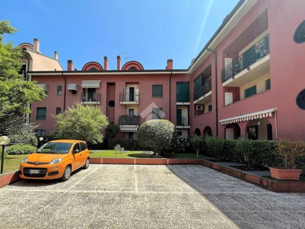 appartamento in vendita a Carugate