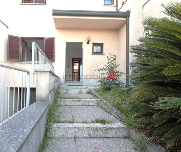 casa indipendente in vendita a Carugate