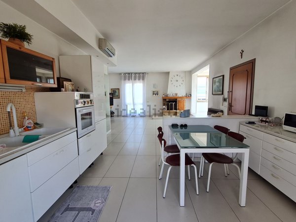 appartamento in vendita a Carugate