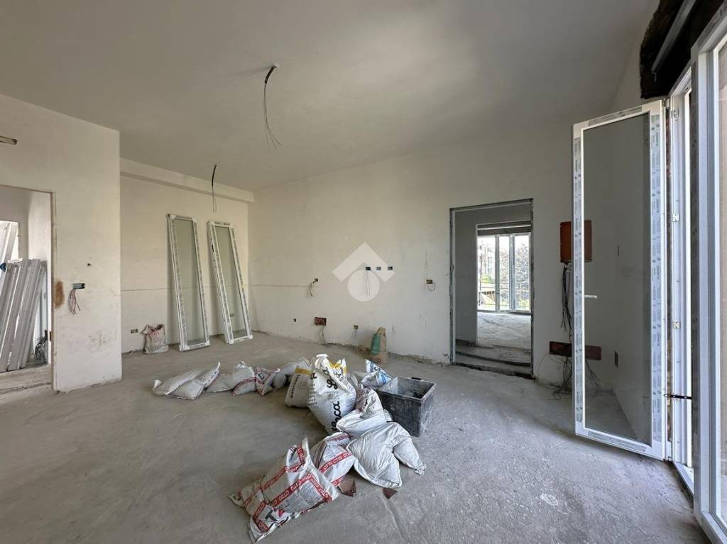 appartamento in vendita a Carugate