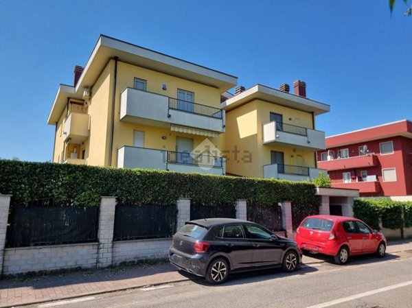 appartamento in vendita a Carugate