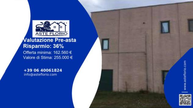 locale commerciale in vendita a Casarile