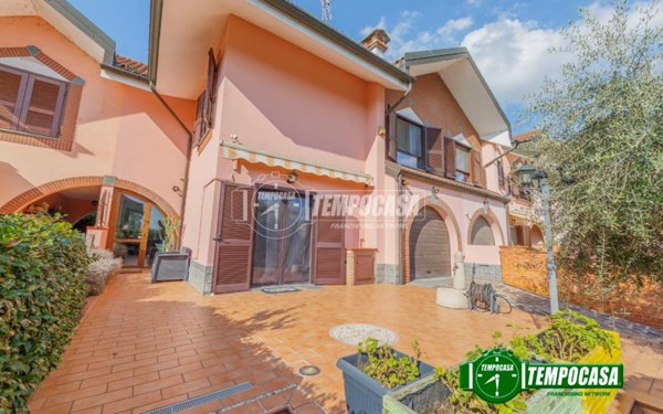 casa indipendente in vendita a Casarile