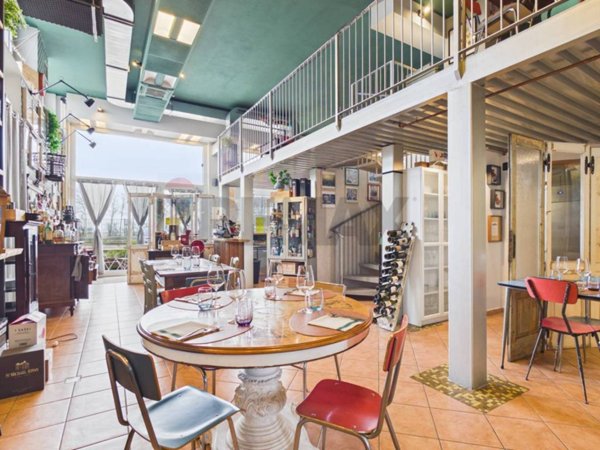 negozio in vendita a Casarile