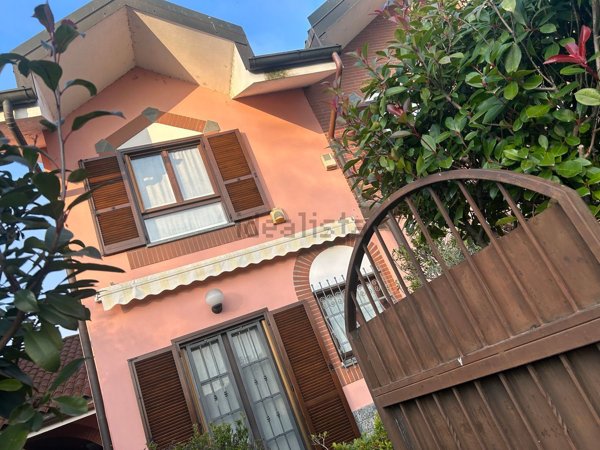 casa indipendente in vendita a Casarile