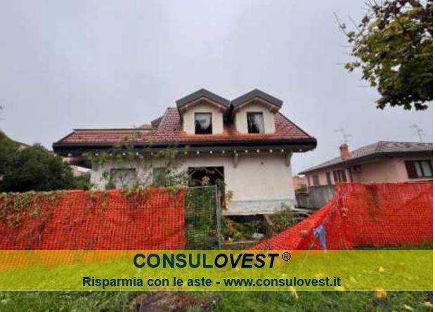 casa indipendente in vendita a Casarile