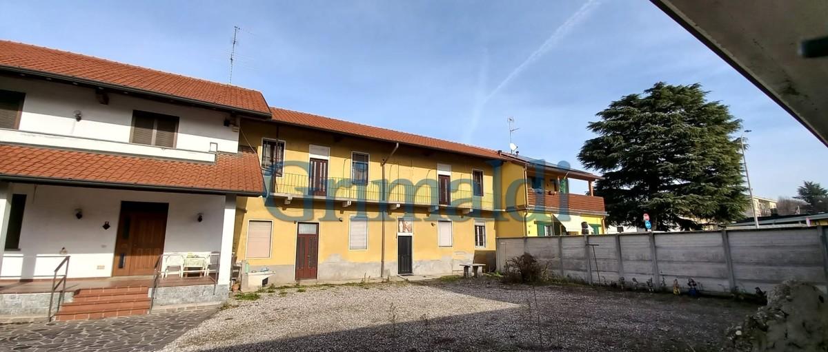 casa indipendente in vendita a Casorezzo