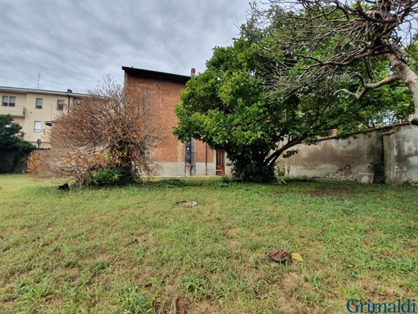 casa indipendente in vendita a Casorezzo