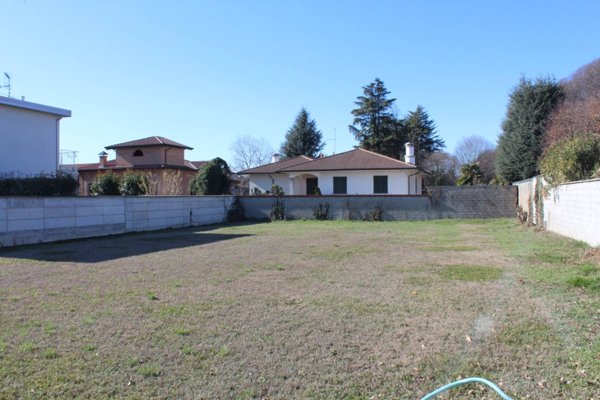 casa indipendente in vendita a Casorezzo