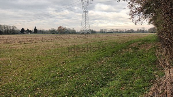 terreno agricolo in vendita a Casorezzo