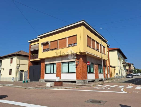 casa indipendente in vendita a Casorezzo