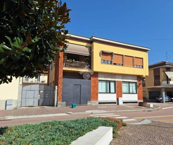 casa indipendente in vendita a Casorezzo