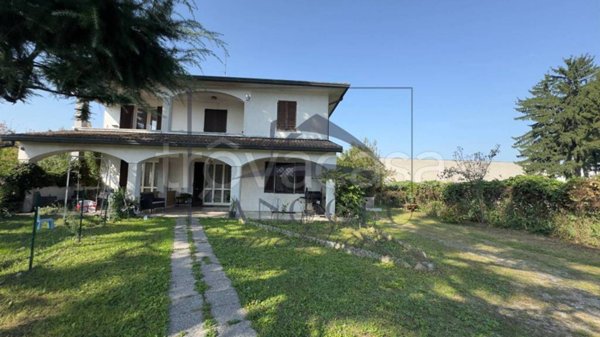 casa indipendente in vendita a Casorezzo