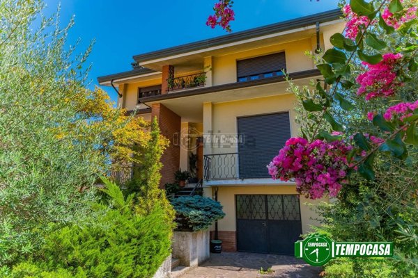 casa indipendente in vendita a Casorezzo