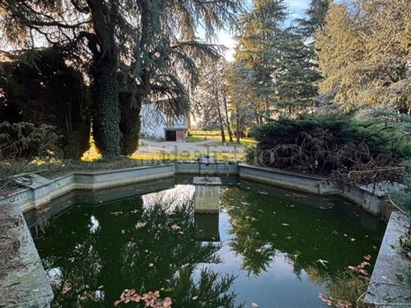 esavano in vendita a Casorezzo