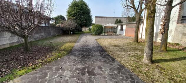 casa indipendente in vendita a Casorezzo