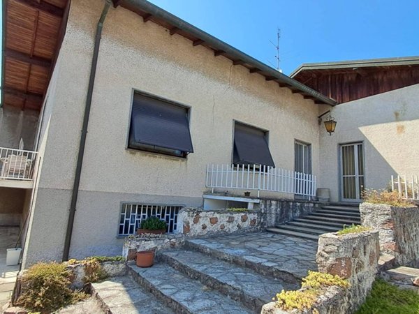 casa indipendente in vendita a Casorezzo