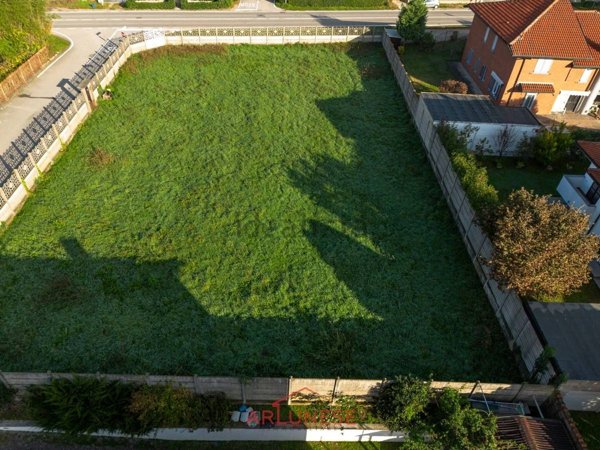casa indipendente in vendita a Casorezzo
