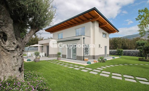 casa indipendente in vendita a Casorezzo