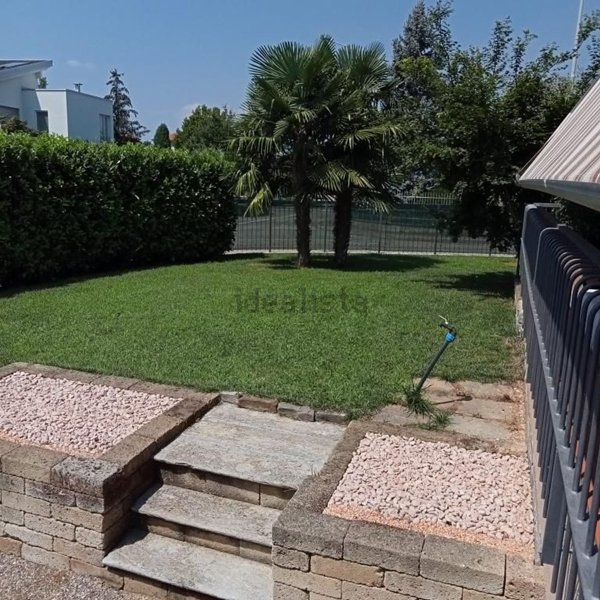 casa indipendente in vendita a Casorezzo