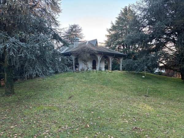 esavano in vendita a Casorezzo