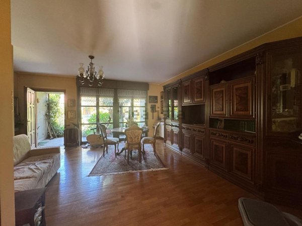 casa indipendente in vendita a Casorezzo