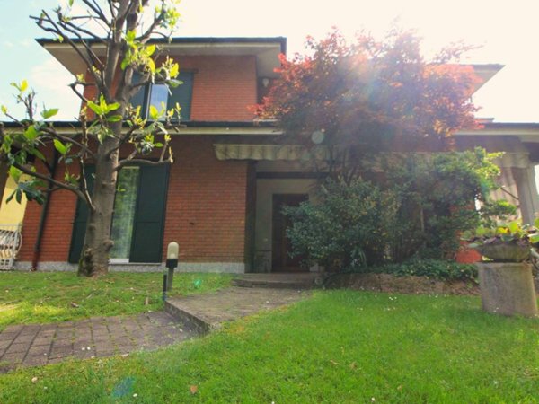 casa indipendente in vendita a Casorezzo