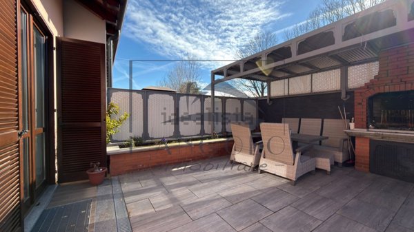casa indipendente in vendita a Casorezzo