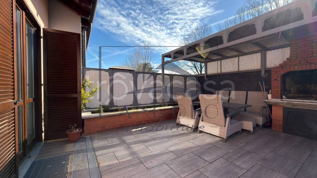casa indipendente in vendita a Casorezzo