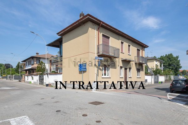 casa indipendente in vendita a Casorezzo