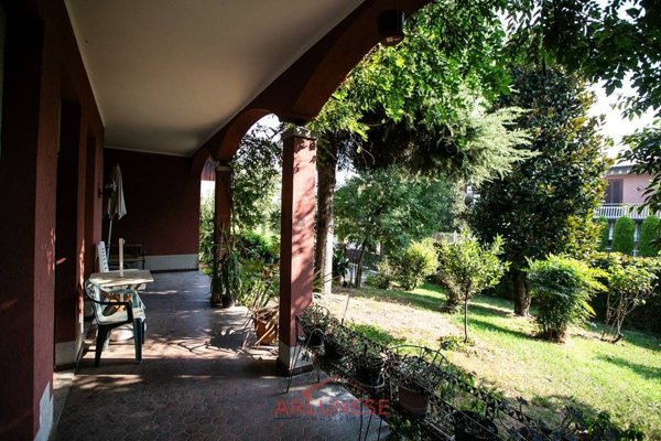 casa indipendente in vendita a Casorezzo