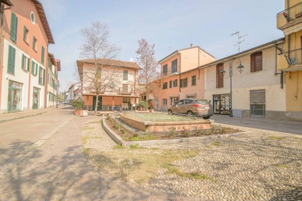 casa indipendente in vendita a Cassano d'Adda in zona Groppello d'Adda