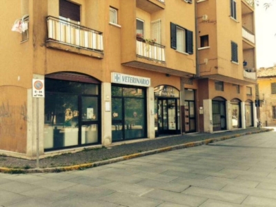 negozio in vendita a Cassano d'Adda