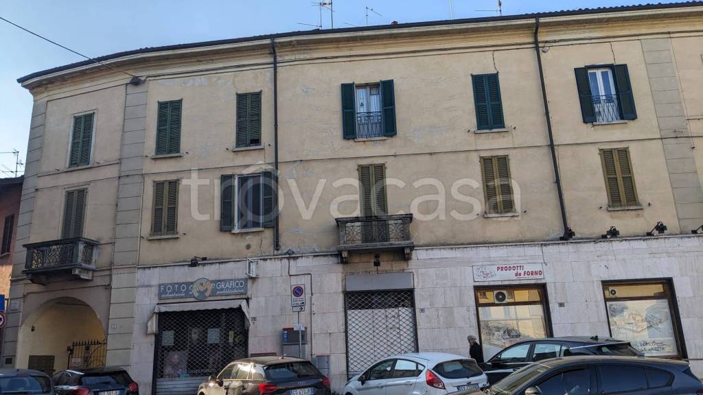 appartamento in vendita a Cassano d'Adda