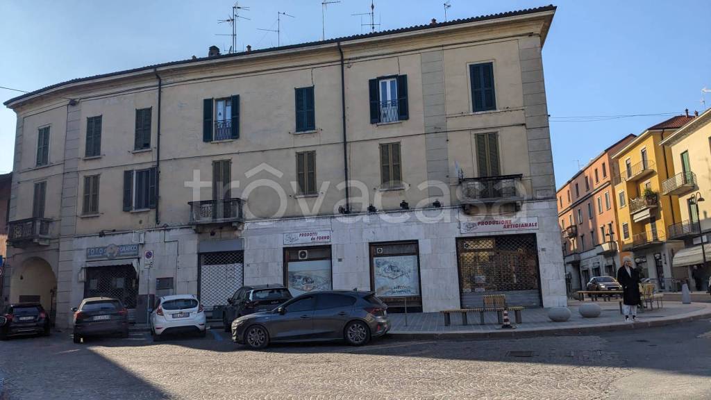 appartamento in vendita a Cassano d'Adda