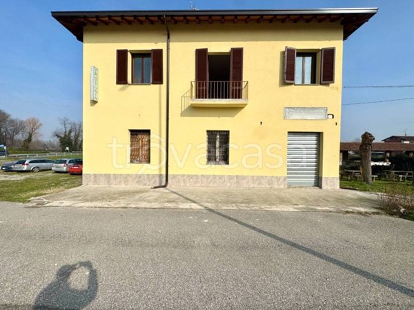 appartamento in vendita a Cassano d'Adda