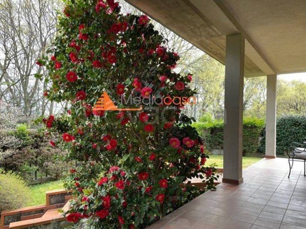 casa indipendente in vendita a Cassano d'Adda